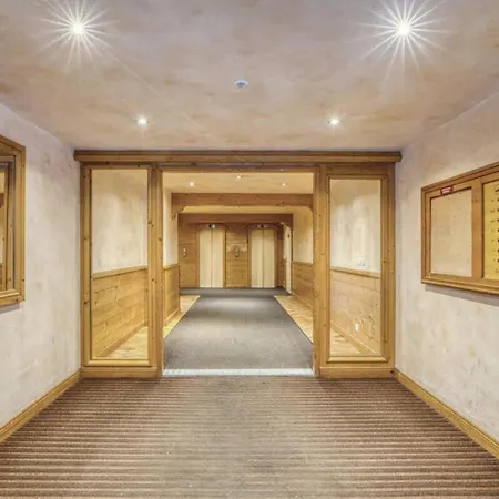 In-out - Heart Of Beautiful View, Wifi * Val Thorens